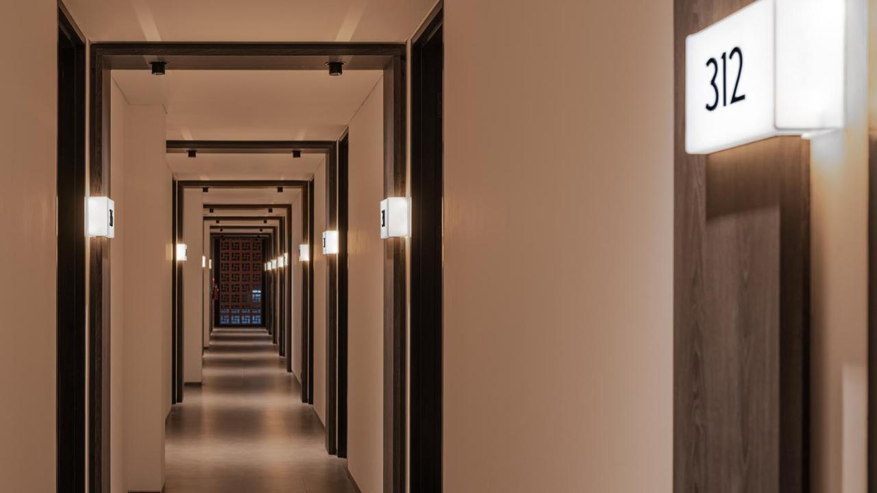 Rez Hotel Semarang Kültér fotó